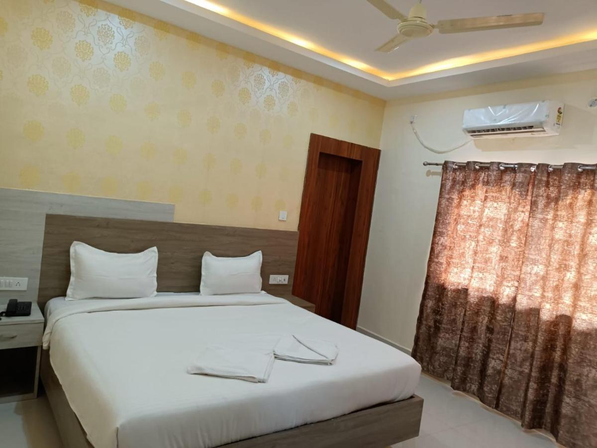 Hotel Rajwada Palace Orchha Extérieur photo